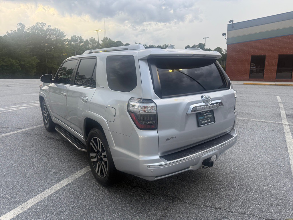 2017 Toyota 4Runner Image 5