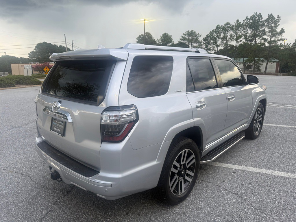 2017 Toyota 4Runner Image 7