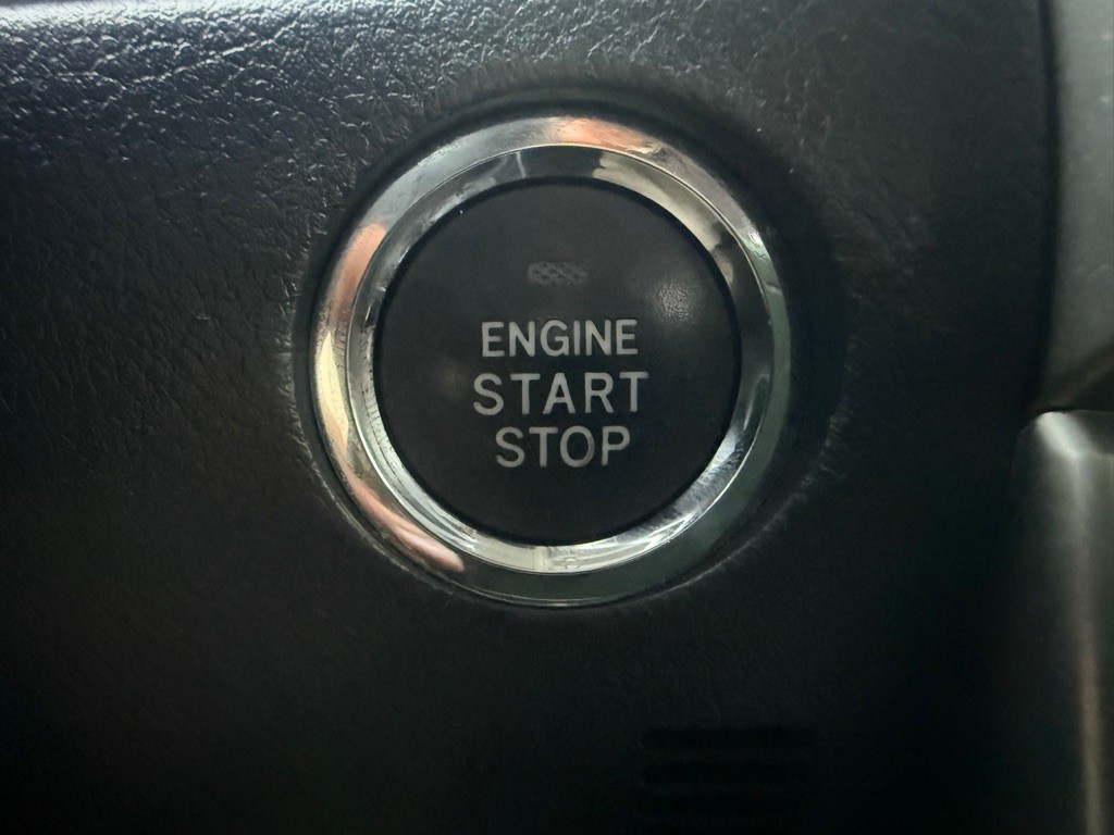 2017 Toyota 4Runner Image 48