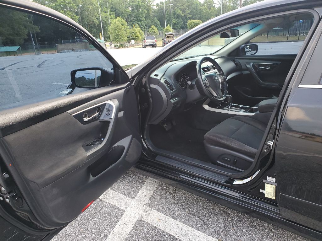 2014 Nissan Altima Image 9