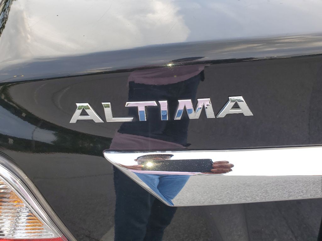 2014 Nissan Altima Image 23