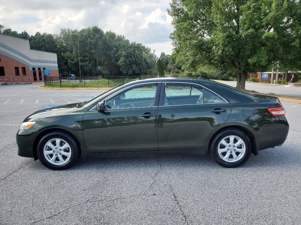 2010 Toyota Camry Image 4