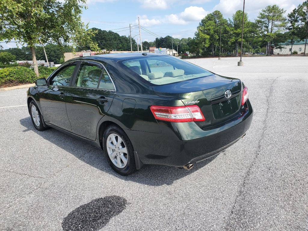 2010 Toyota Camry Image 5