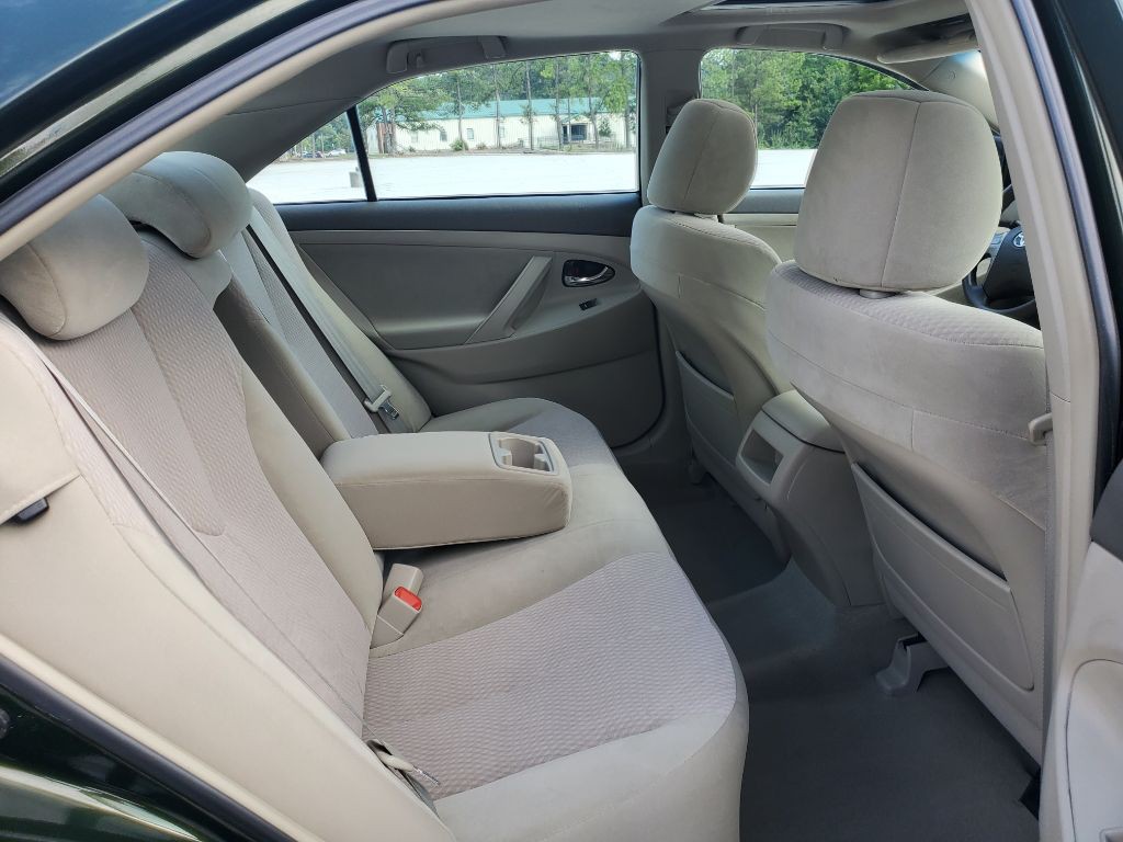 2010 Toyota Camry Image 15