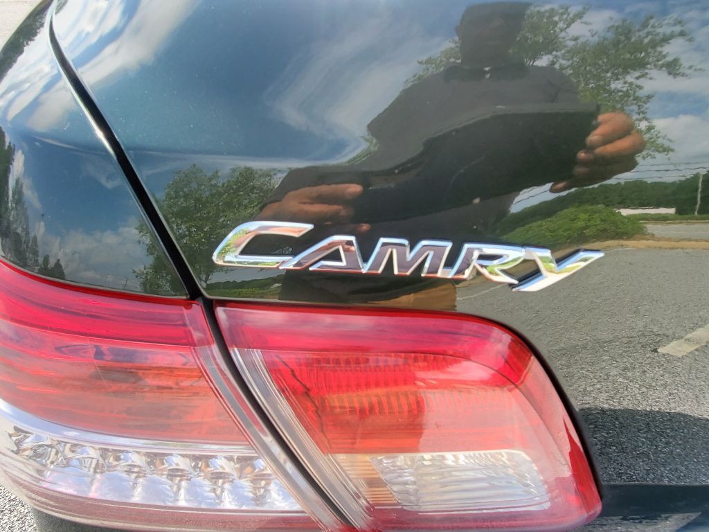 2010 Toyota Camry Image 23