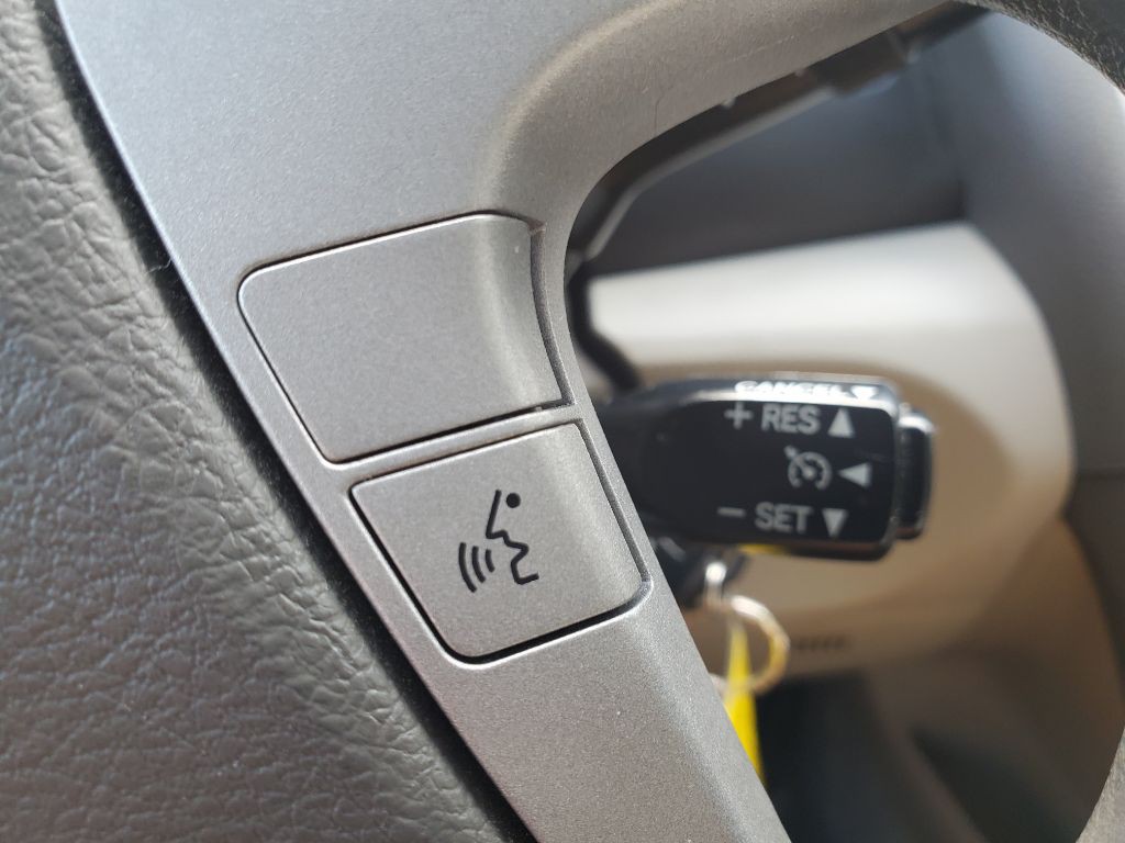 2010 Toyota Camry Image 31