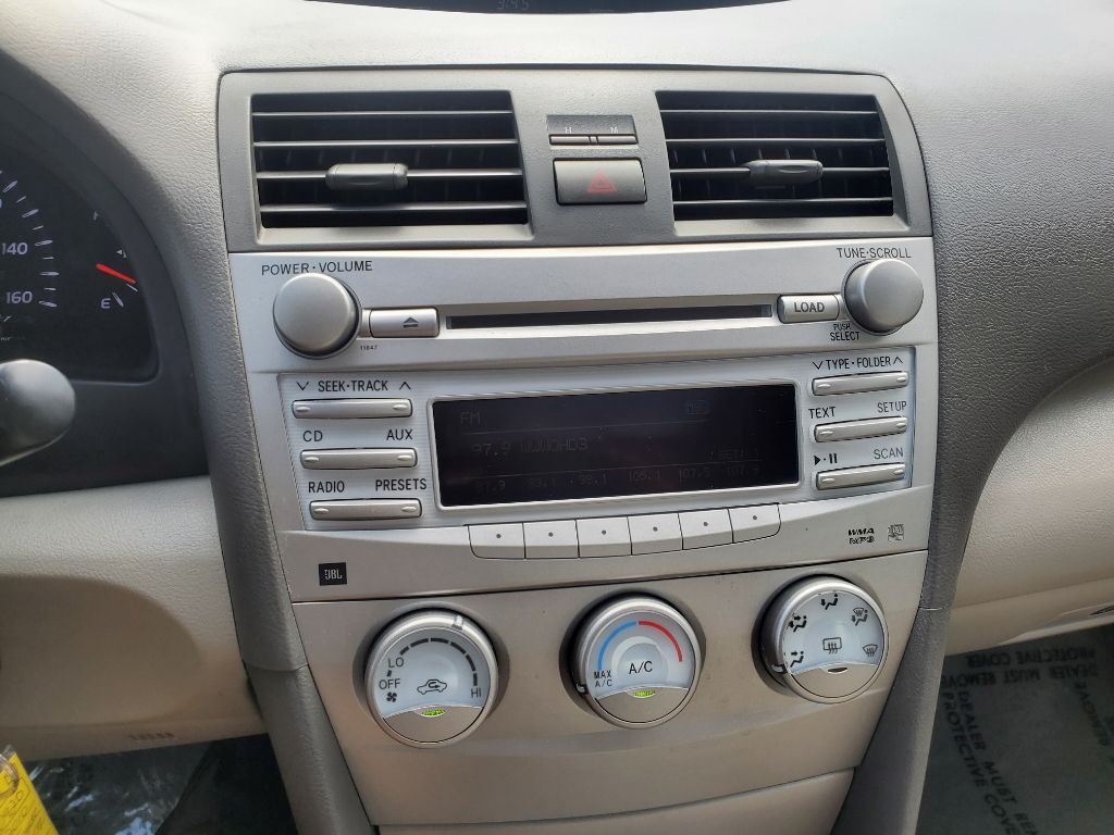 2010 Toyota Camry Image 33
