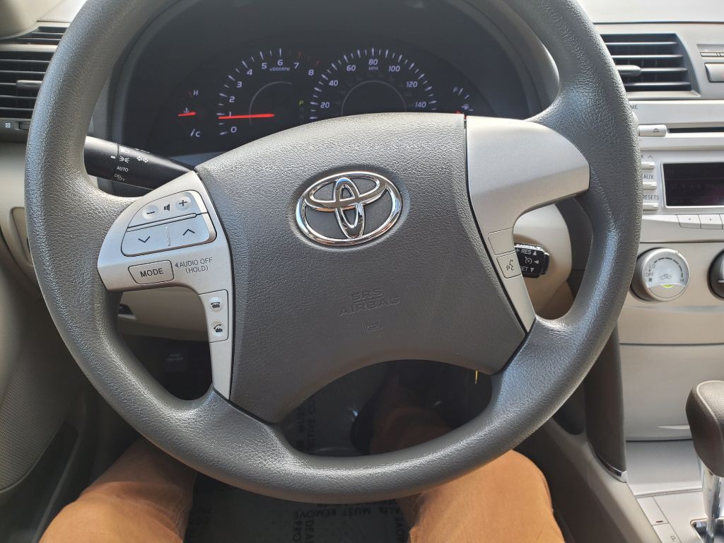 2010 Toyota Camry Image 39