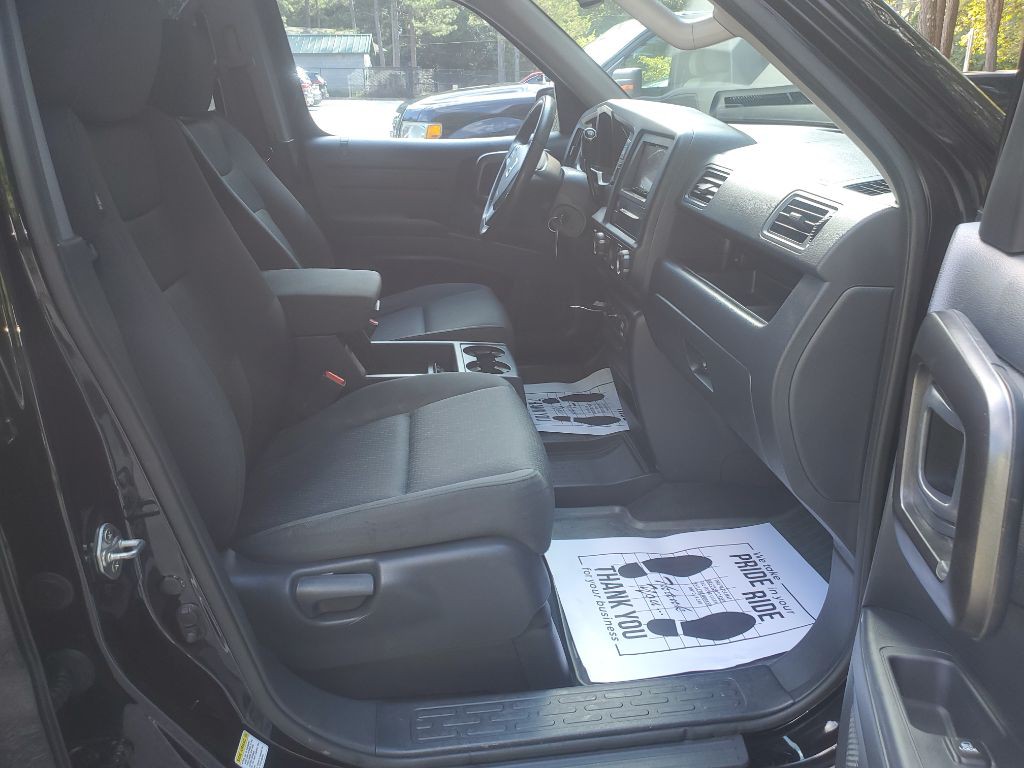2014 Honda Ridgeline Image 16