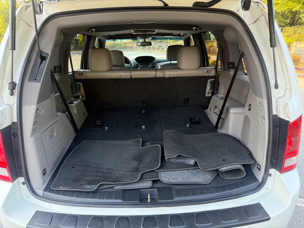 2015 Honda Pilot Image 16