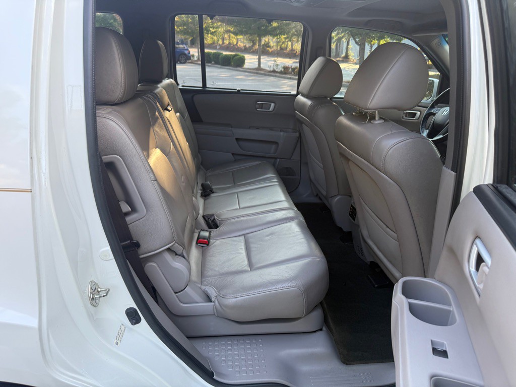 2015 Honda Pilot Image 18