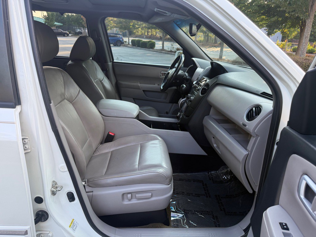 2015 Honda Pilot Image 21