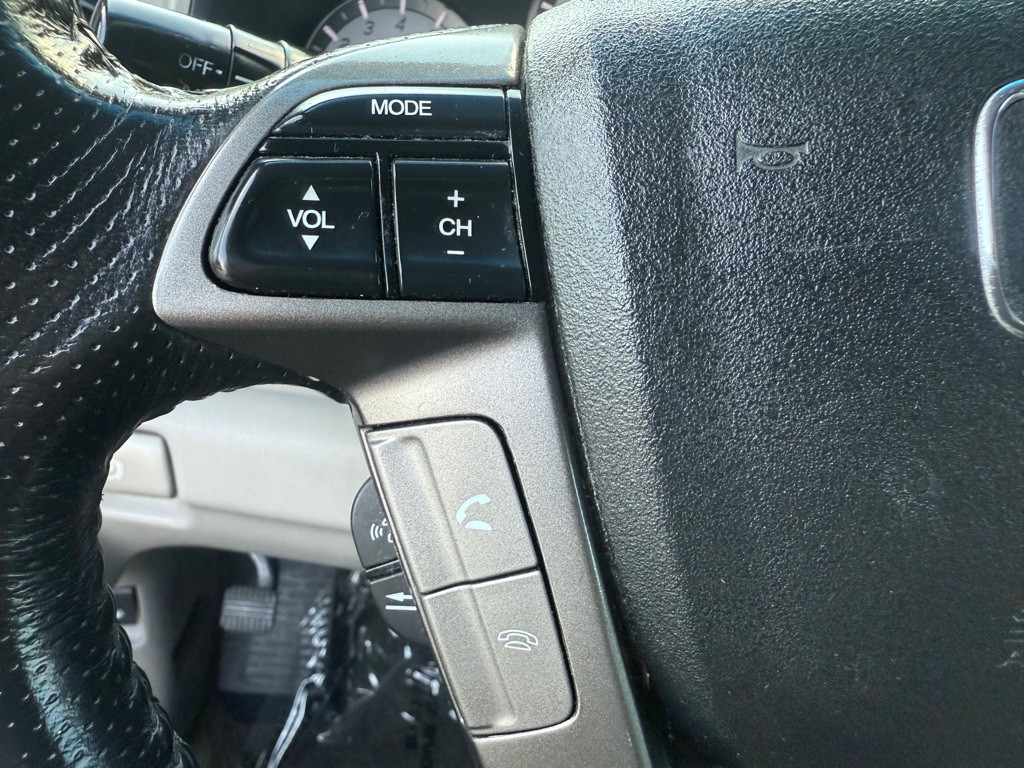 2015 Honda Pilot Image 32