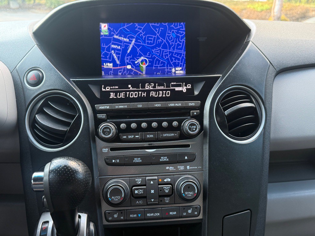 2015 Honda Pilot Image 39