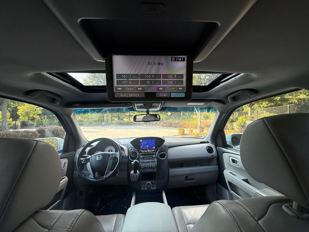 2015 Honda Pilot Image 48