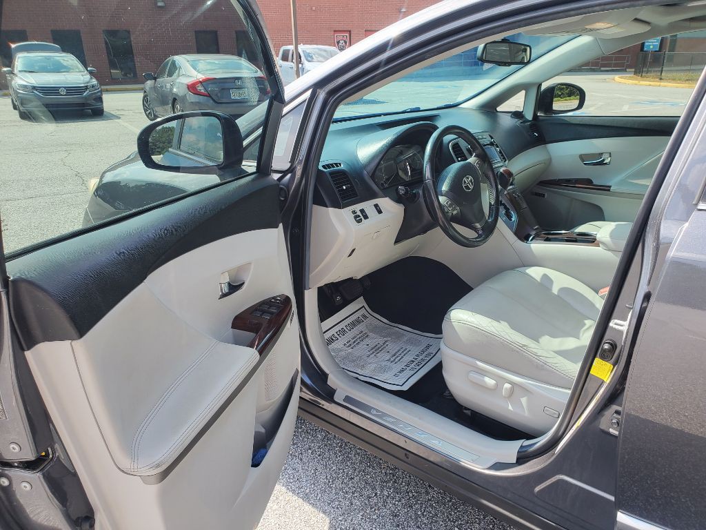 2012 Toyota Venza Image 9