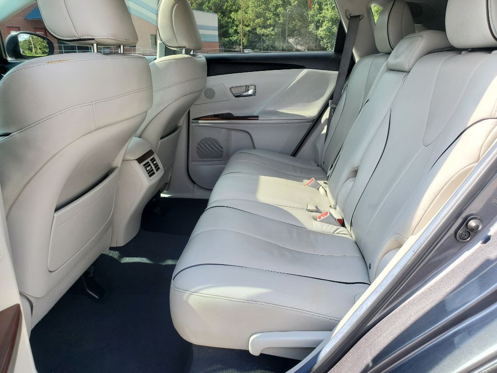 2012 Toyota Venza Image 13