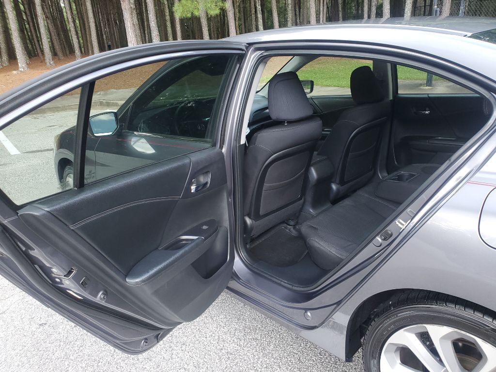 2013 Honda Accord Image 11