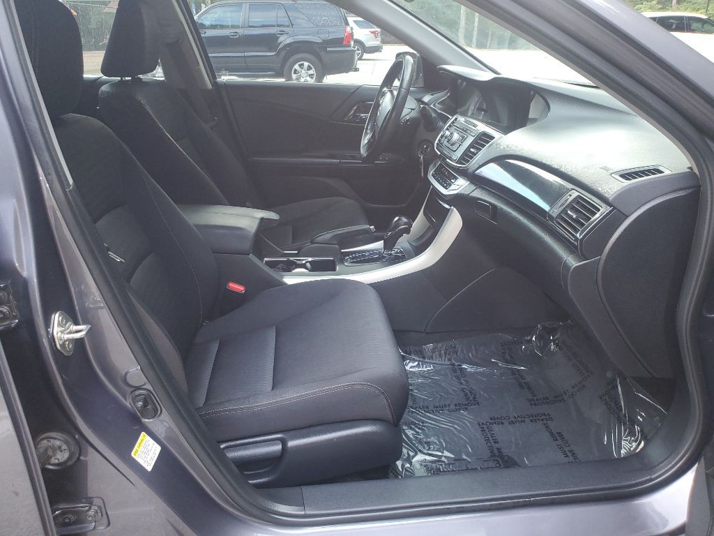 2013 Honda Accord Image 17
