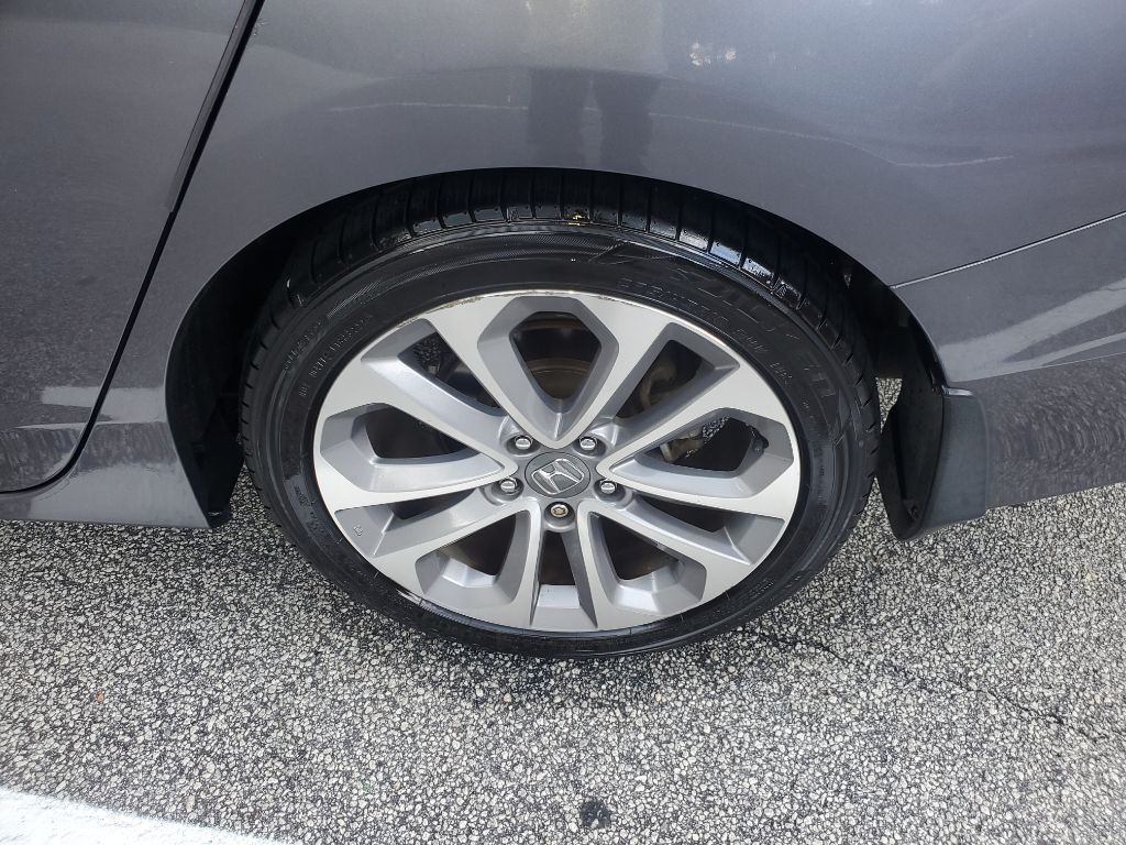 2013 Honda Accord Image 19