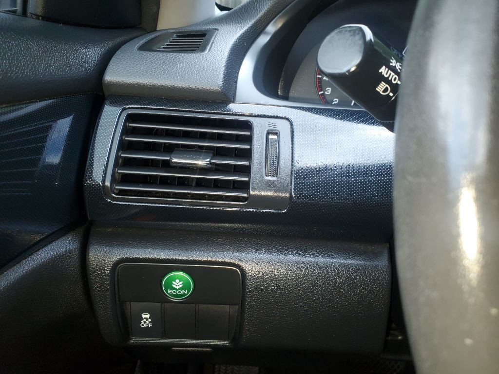 2013 Honda Accord Image 32