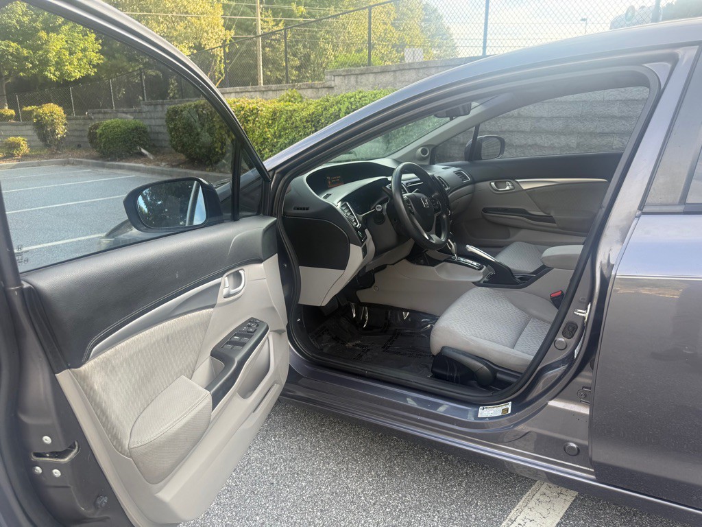 2015 Honda Civic Image 9