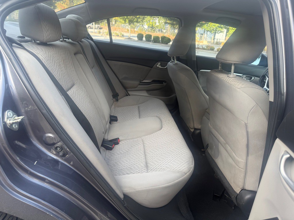 2015 Honda Civic Image 15