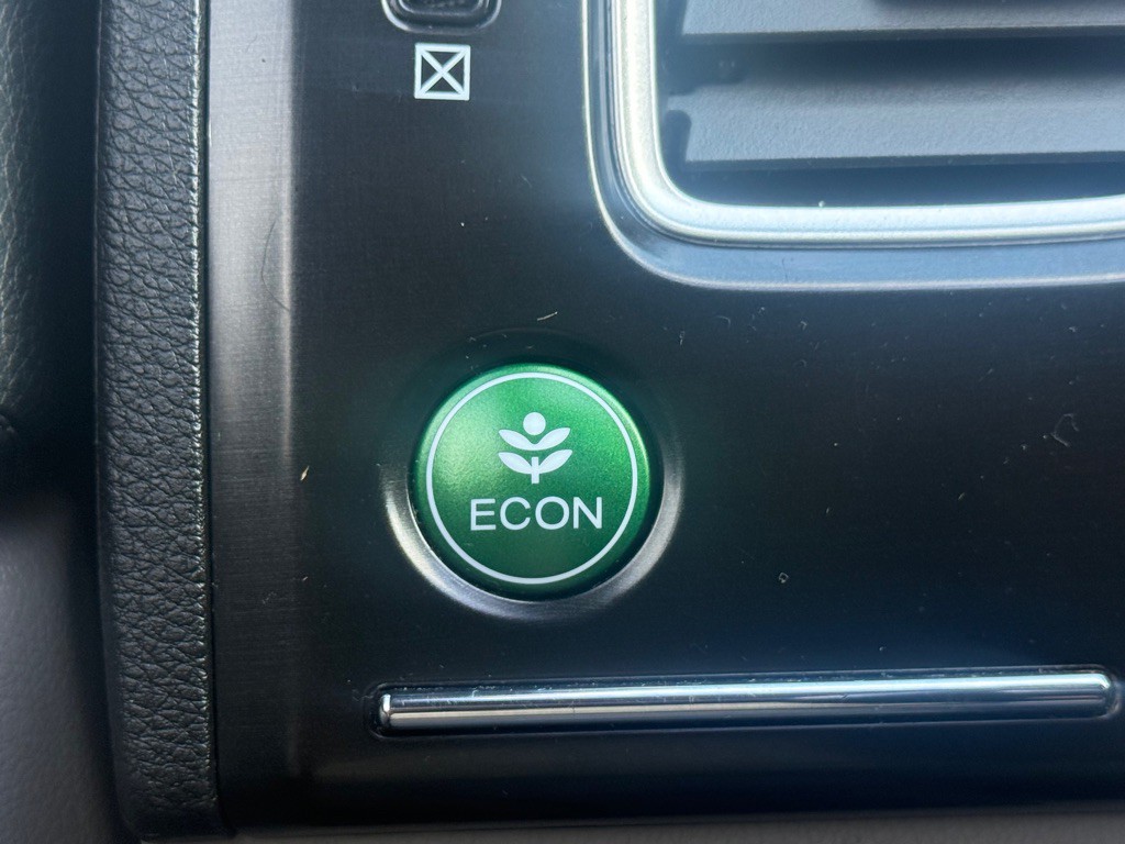 2015 Honda Civic Image 38