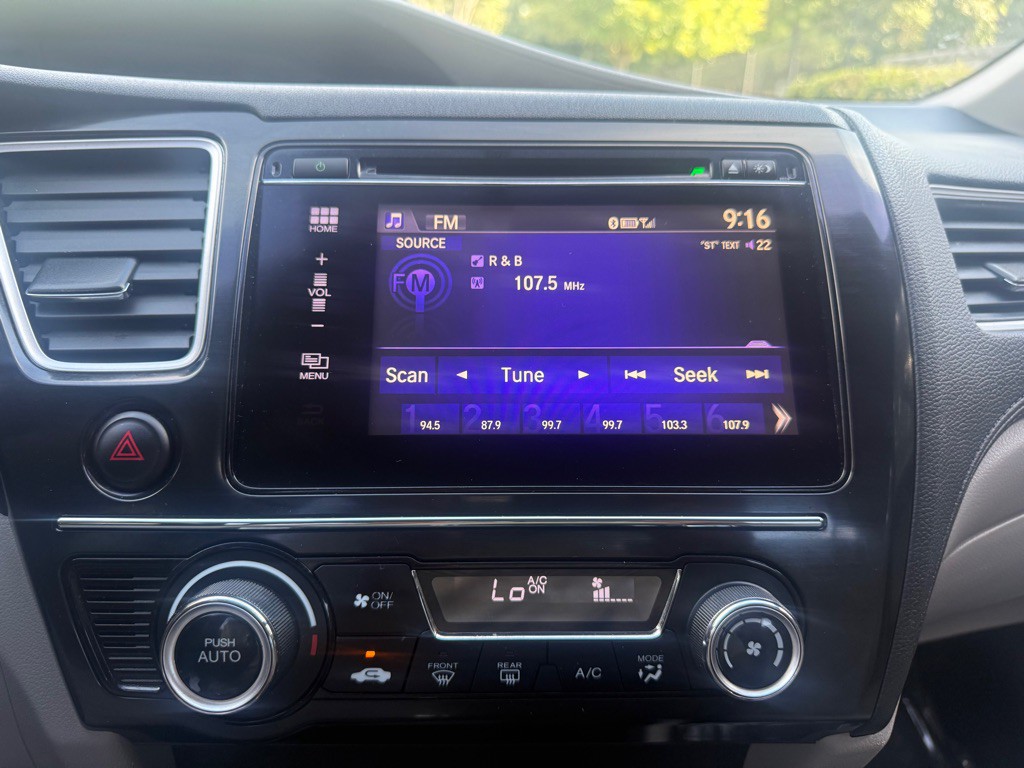 2015 Honda Civic Image 39