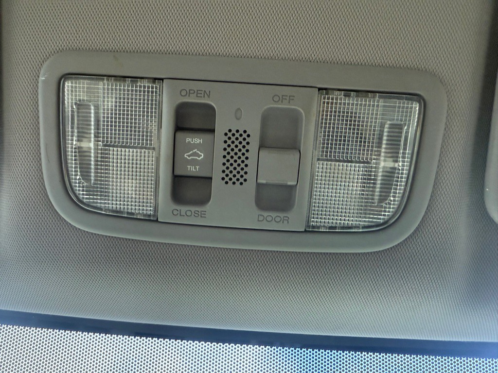 2015 Honda Civic Image 44