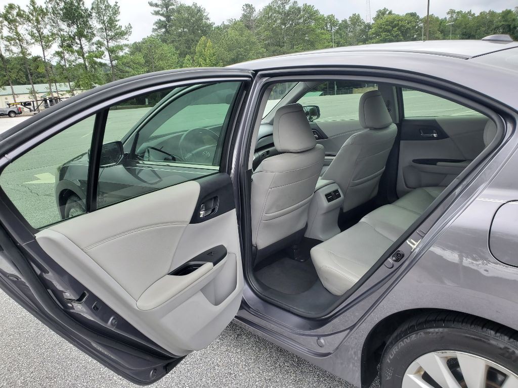 2015 Honda Accord Image 11