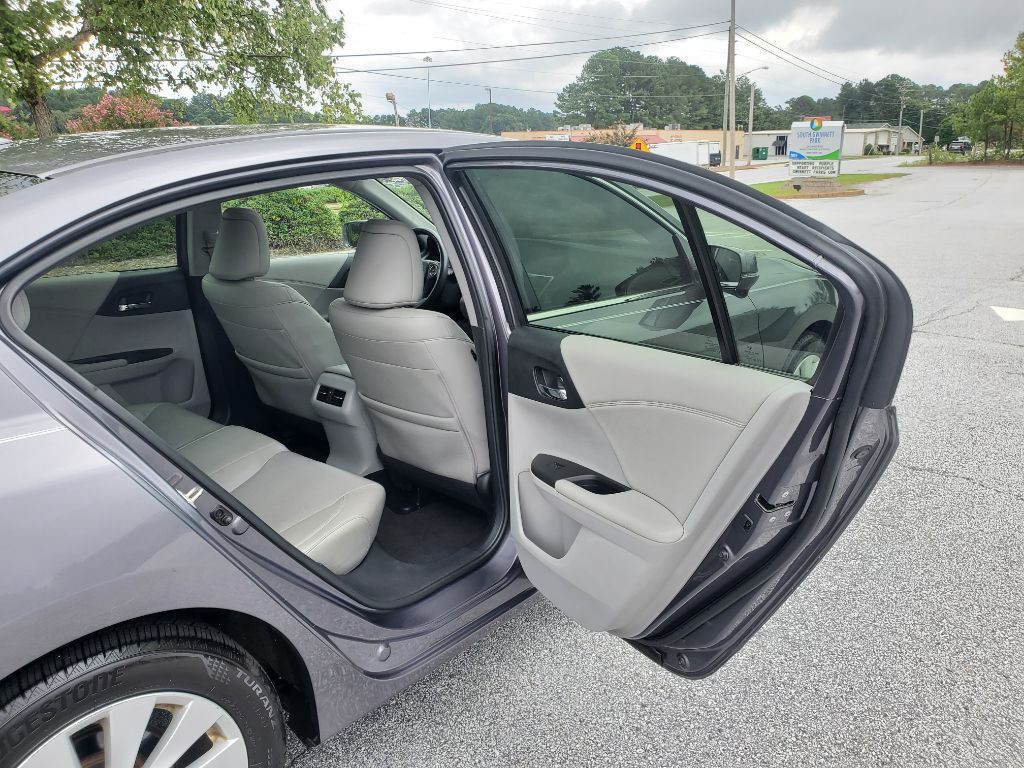2015 Honda Accord Image 14