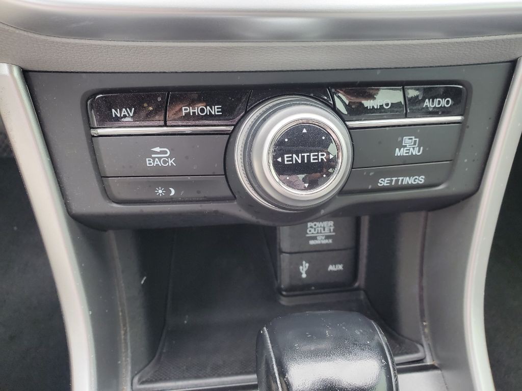2015 Honda Accord Image 36