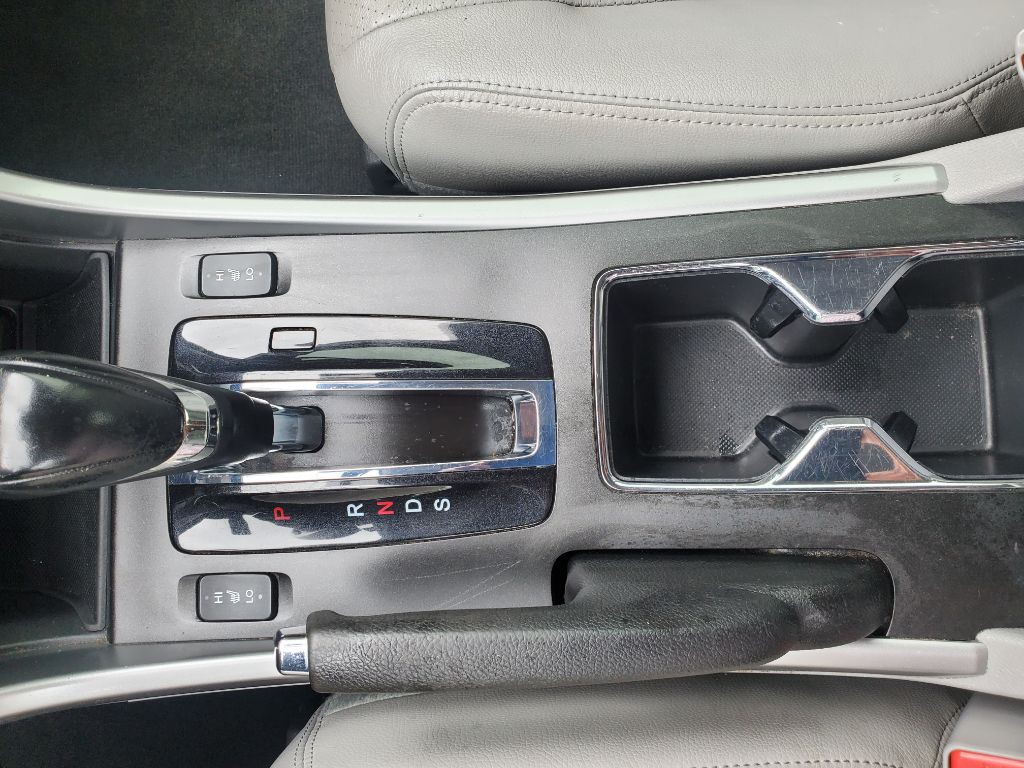 2015 Honda Accord Image 38
