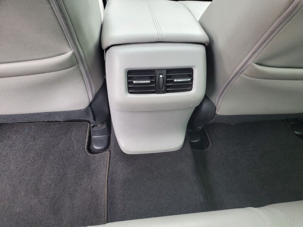2015 Honda Accord Image 44