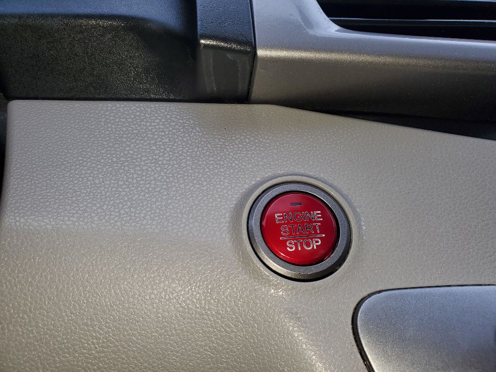 2016 Honda Odyssey Image 35