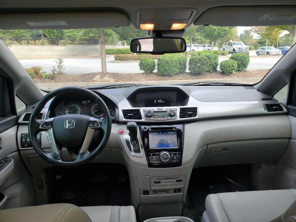 2016 Honda Odyssey Image 44