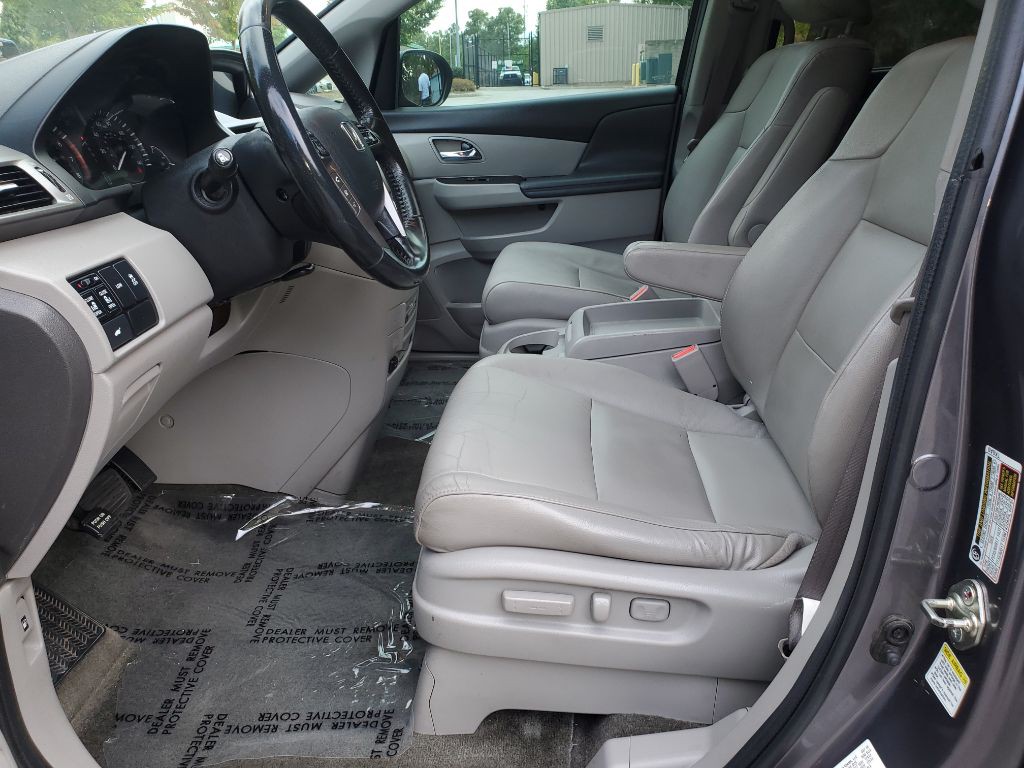 2016 Honda Odyssey Image 10