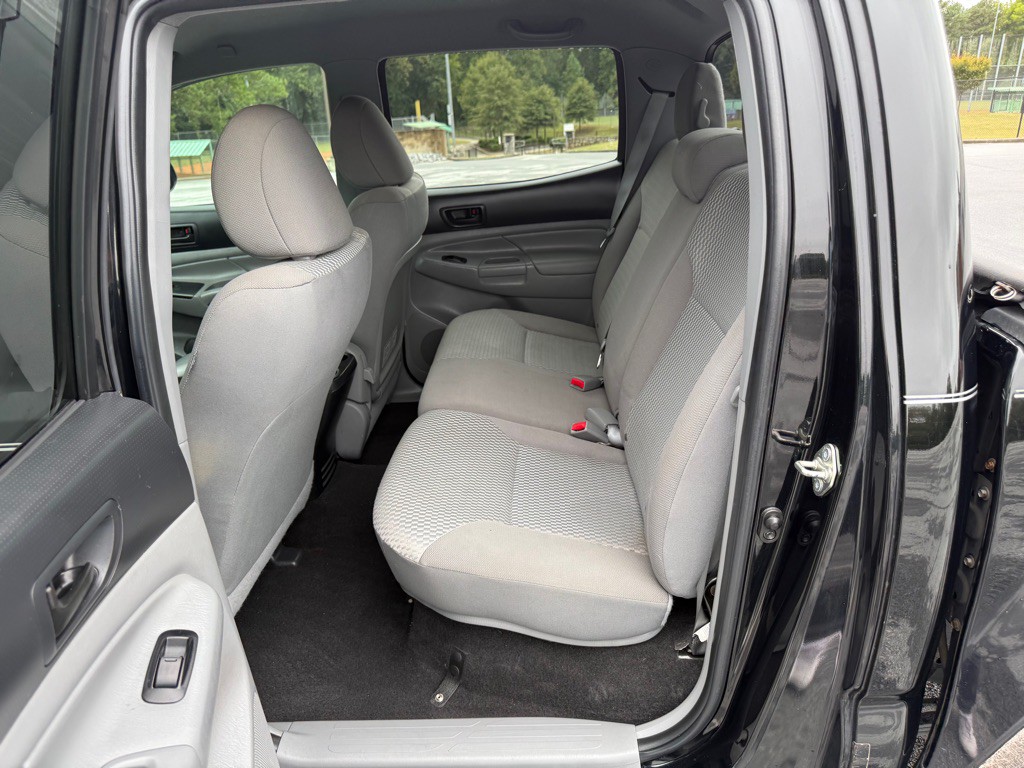 2014 Toyota Tacoma Image 11