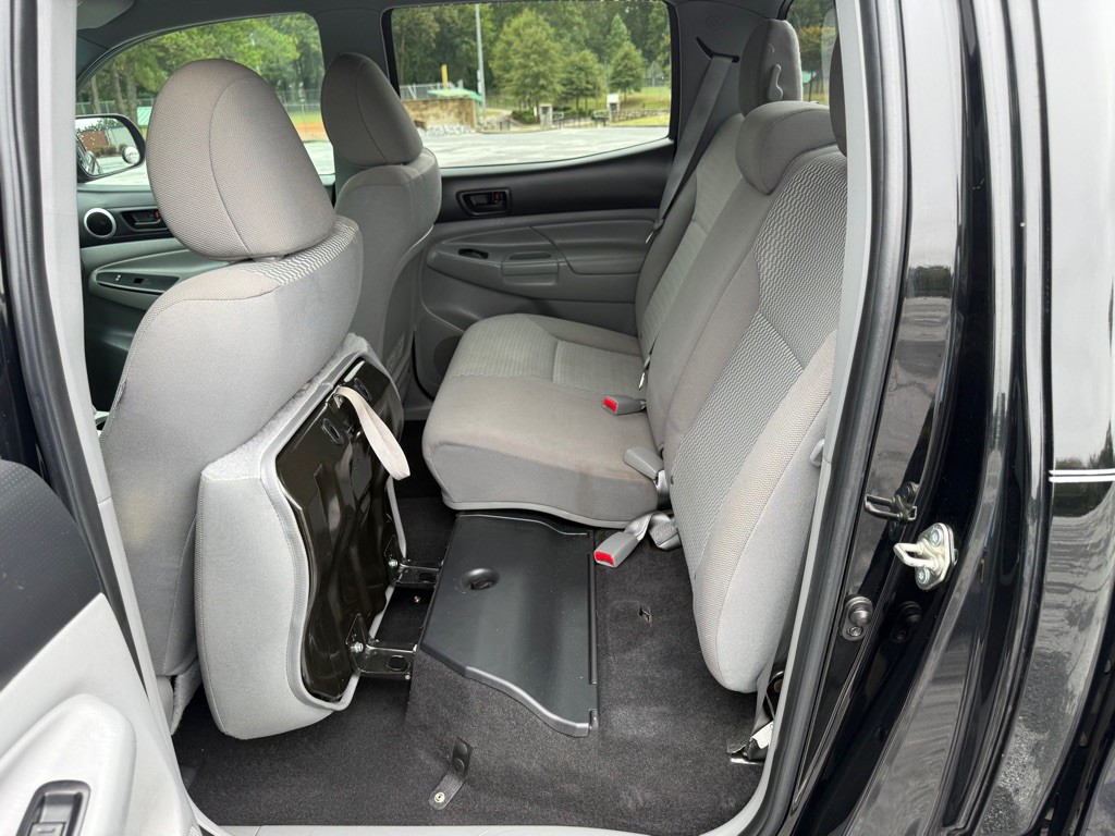 2014 Toyota Tacoma Image 12