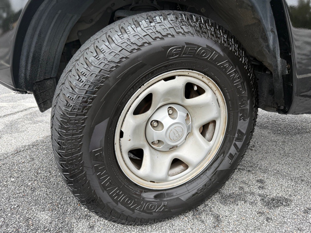 2014 Toyota Tacoma Image 25