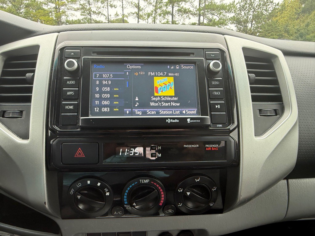 2014 Toyota Tacoma Image 40