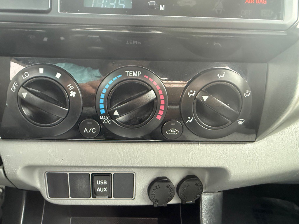 2014 Toyota Tacoma Image 42