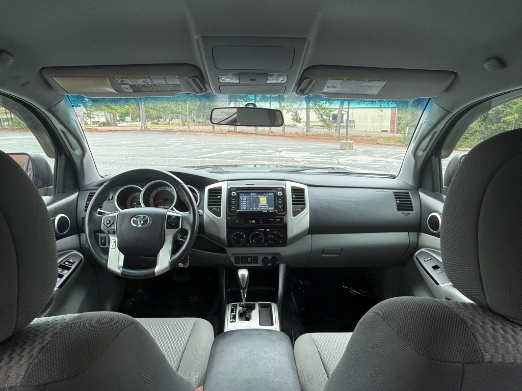 2014 Toyota Tacoma Image 44