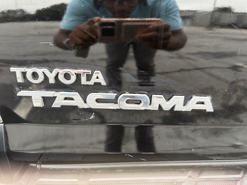 2014 Toyota Tacoma Image 48