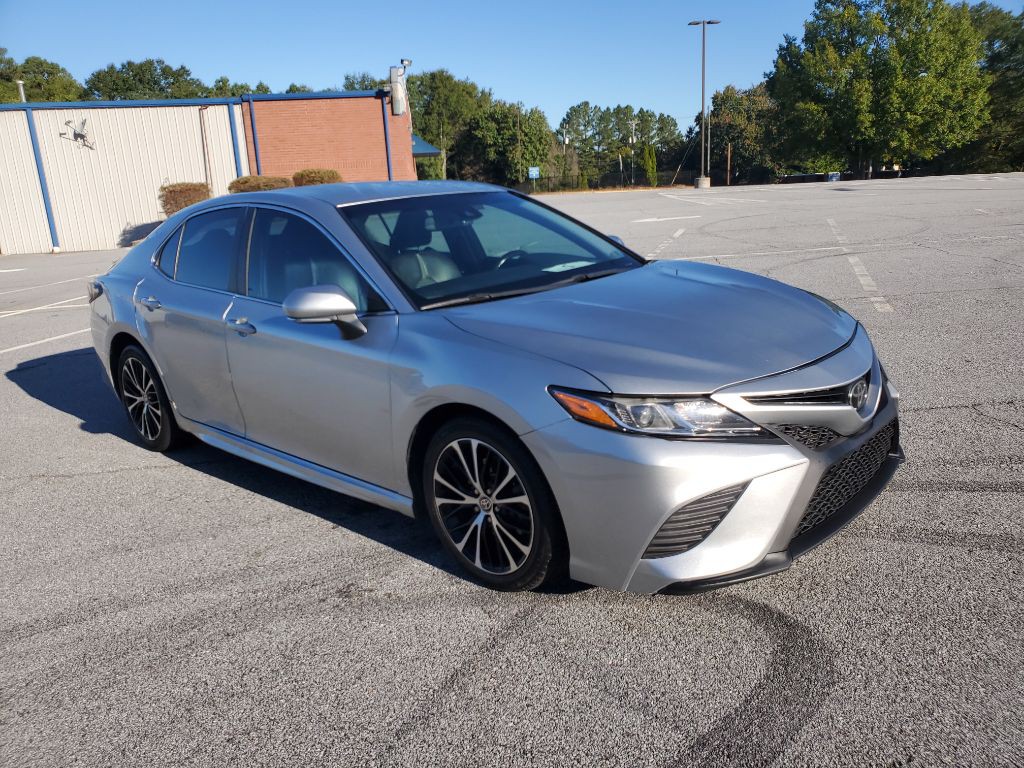 2018 Toyota Camry Image 3