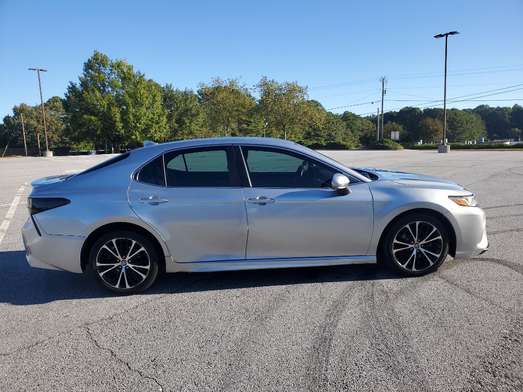 2018 Toyota Camry Image 8
