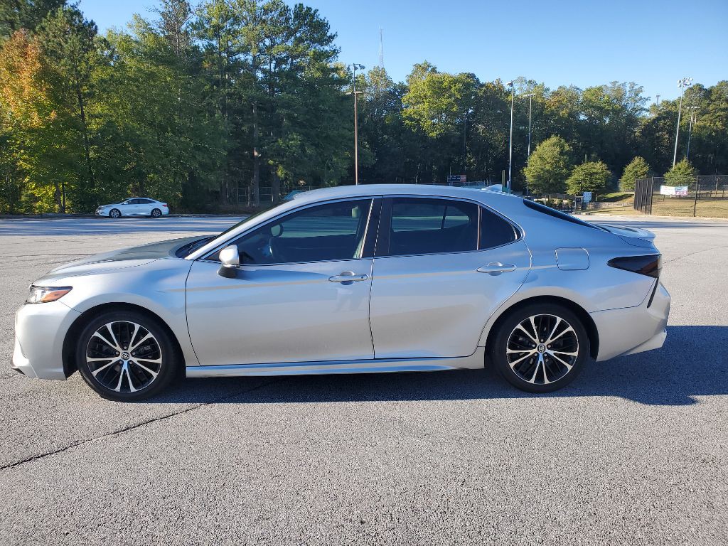 2018 Toyota Camry Image 4