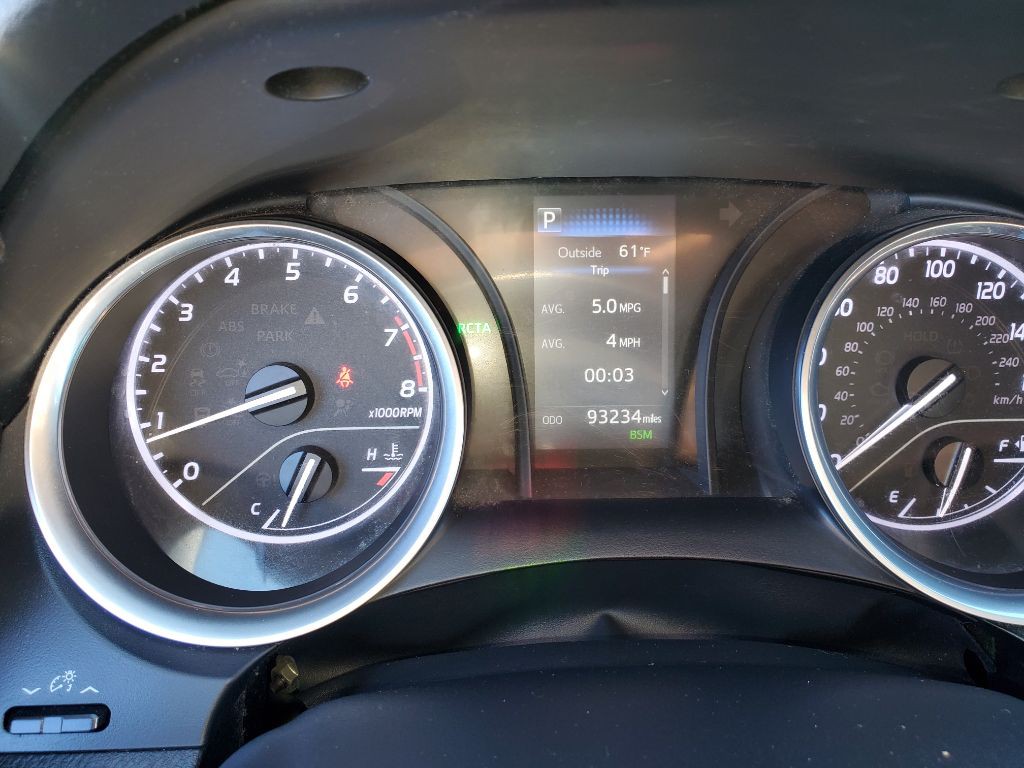 2018 Toyota Camry Image 29