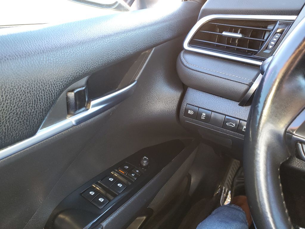 2018 Toyota Camry Image 37